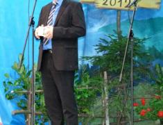 Dr. Milan Zver je obiskal 29. festival družinske pesmi "Družina poje 2012" Dr. Milan Zver je obiskal 29. festival družinske pesmi "Družina poje 2012"