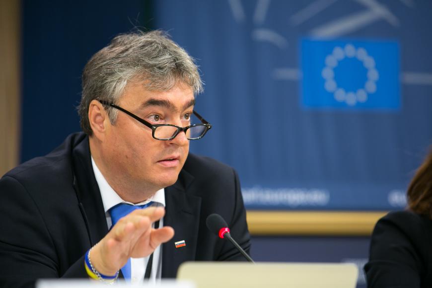 Dr Milan Zver 2014-09-07 Dr Milan Zver 2014-09-07