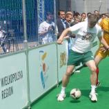 Dr. Milan Zver med nogometno tekmo Dr. Milan Zver med nogometno tekmo